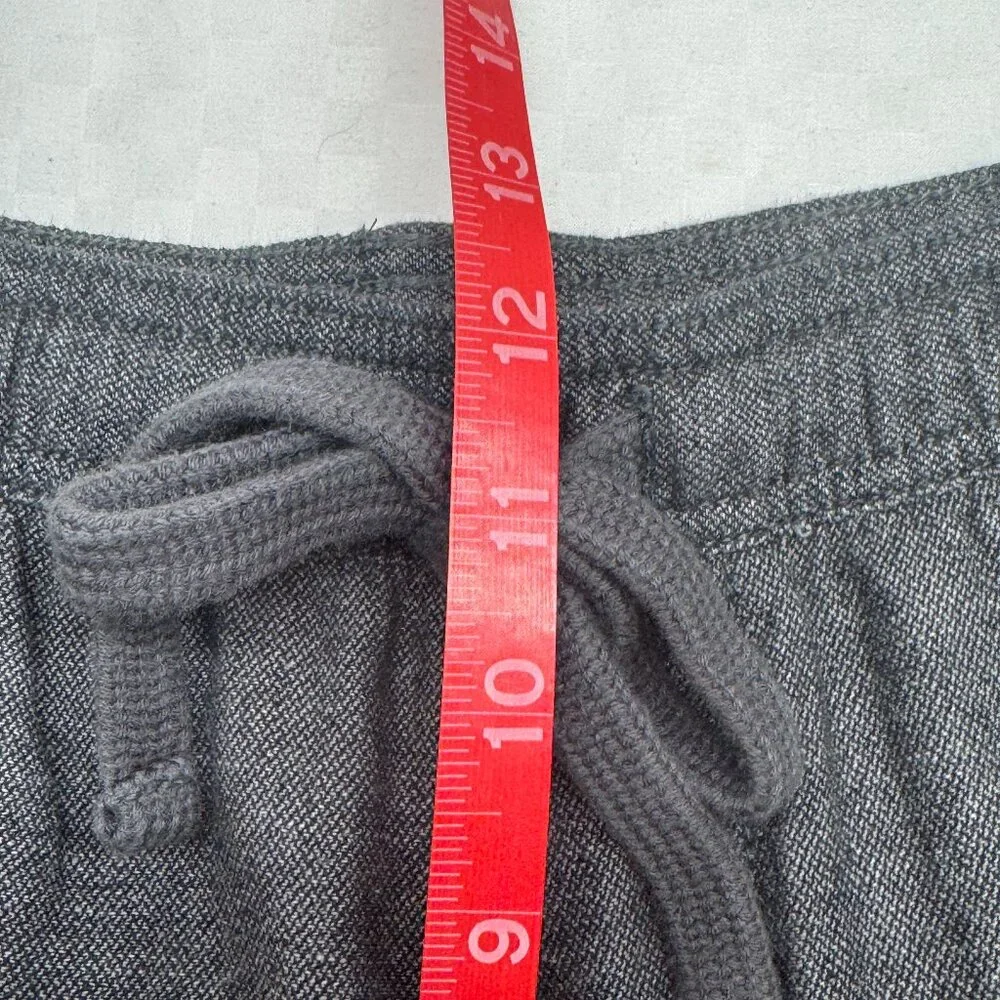 NWOT Banana Republic TALL Linen Deck Shorts in Black